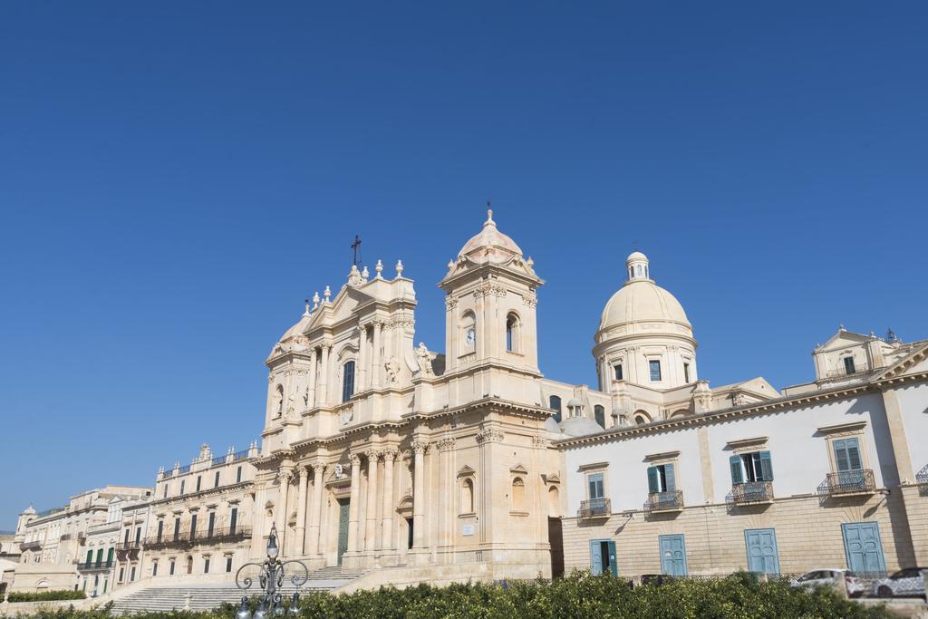 Casa Elia: Locazione Breve Noto Exterior foto